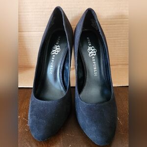 Rock & Republic Black Classic Heels